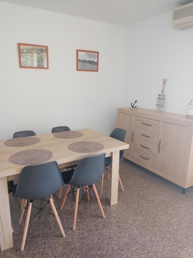 Apartament Edifici Simbat A 150M De La Platja Apartman Palamós Kültér fotó